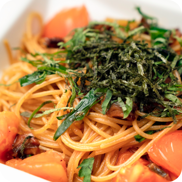 酔ってけ家のトマトとへしこのパスタ